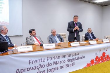 Quais as vias para obter uma lei que autoriza cassinos no Brasil